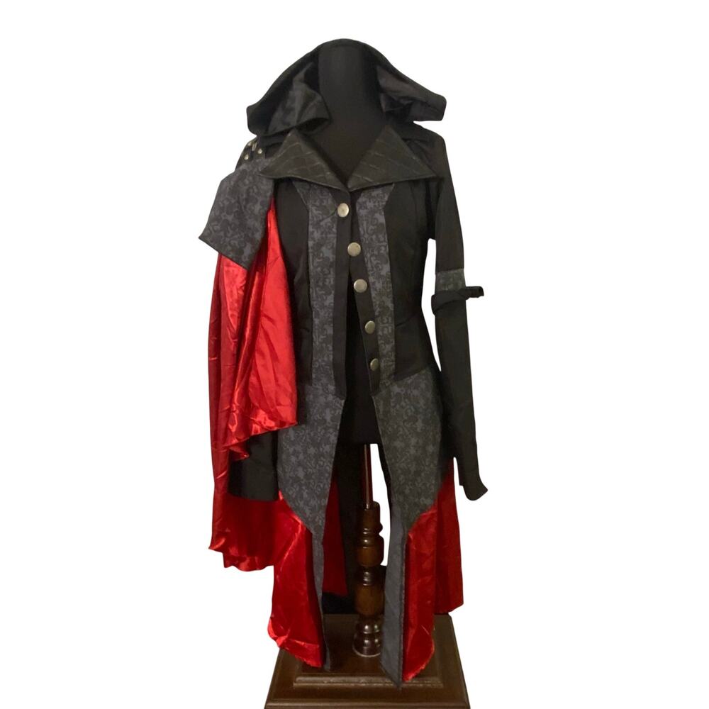 Spirit Halloween Assassin’s Creed Evie Frye Hooded Coat Cloak Adult Medium